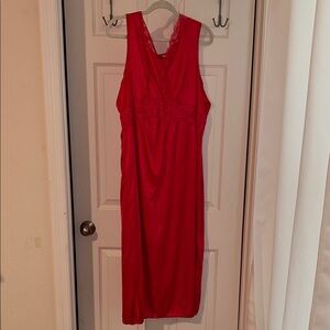 Chic Red Lace Women's Nightgown and Robe